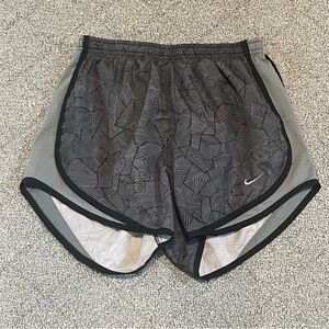 Nike Shorts Womens Size Small Gray Dri Fit Running Athletic Lined Swoosh